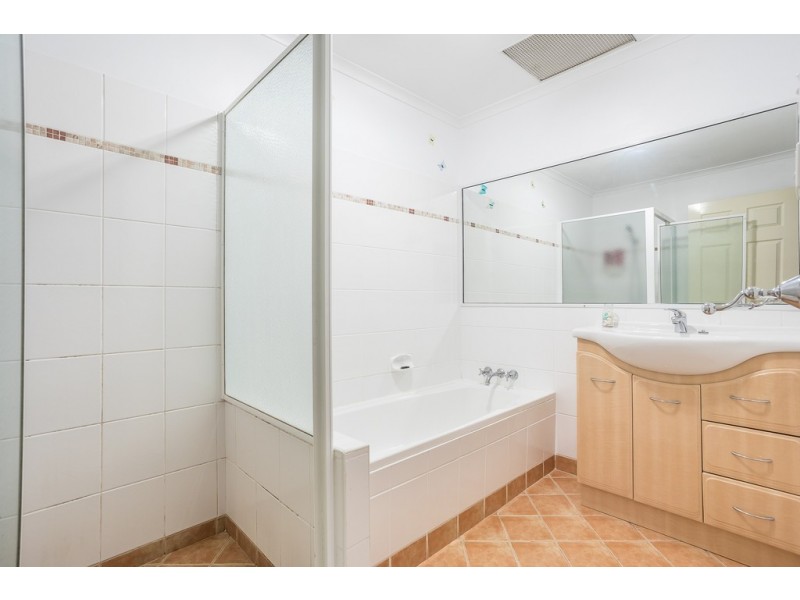 19 Pinewood Street, Redcliffe QLD 4020