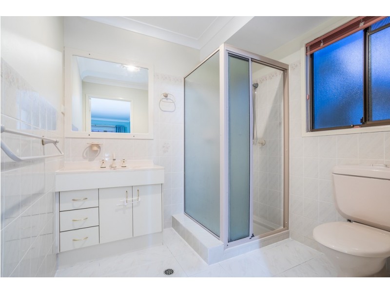 19 Pinewood Street, Redcliffe QLD 4020