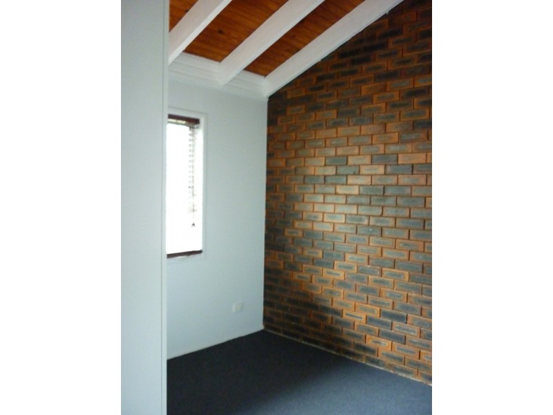 2/31 Grant Street, Redcliffe QLD 4020