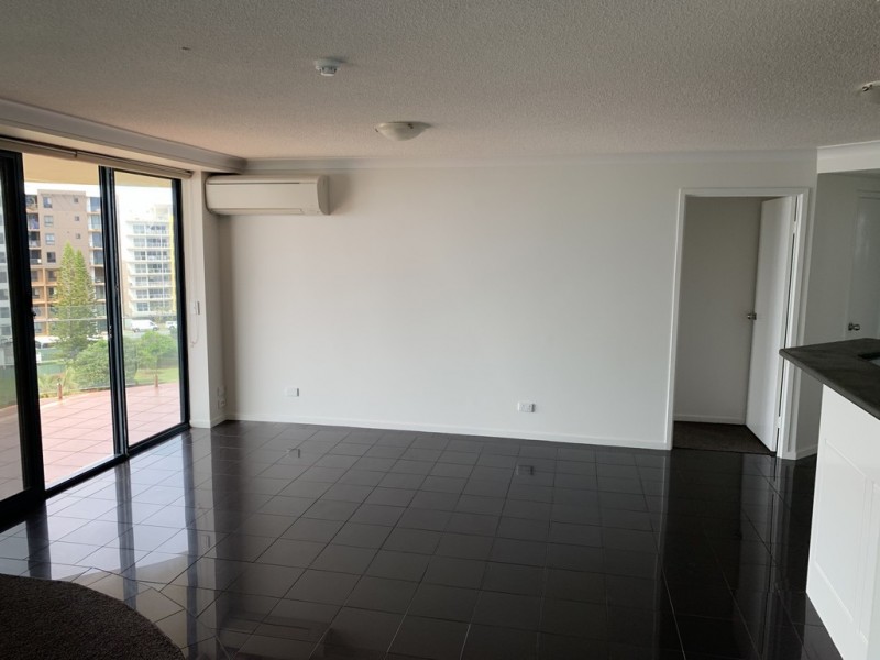 18/69 Marine Parade, Redcliffe QLD 4020