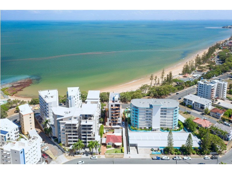 64 Sutton St, Redcliffe QLD 4020