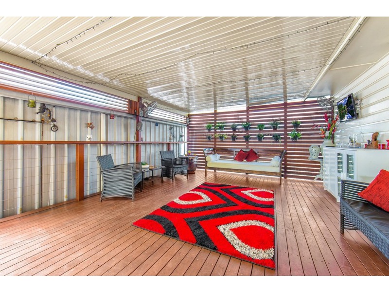 64 Sutton St, Redcliffe QLD 4020
