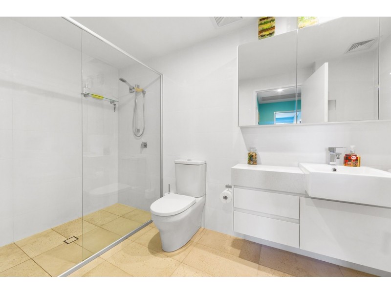 45/24 Prince Edward Parade, Redcliffe QLD 4020