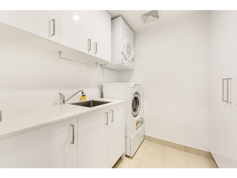 45/24 Prince Edward Parade, Redcliffe QLD 4020