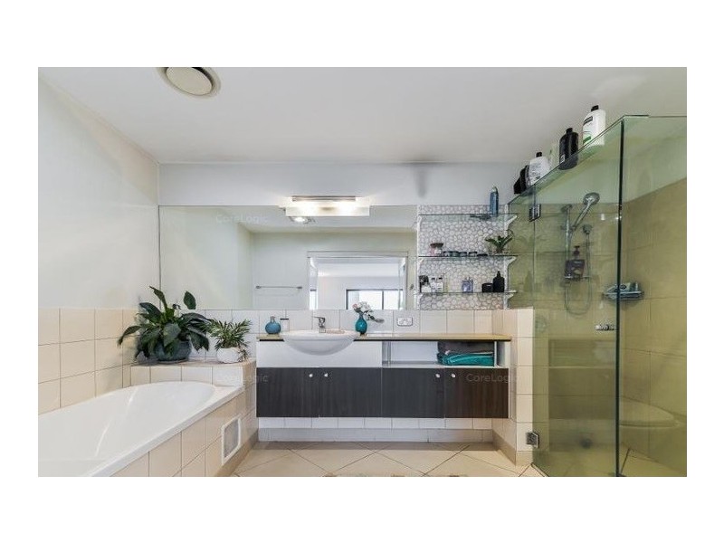 3/46 Prince Edward Parade, Redcliffe QLD 4020