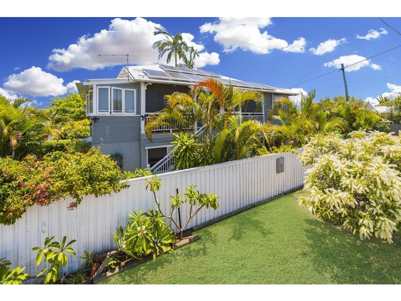 73 Kate St, Woody Point QLD 4019