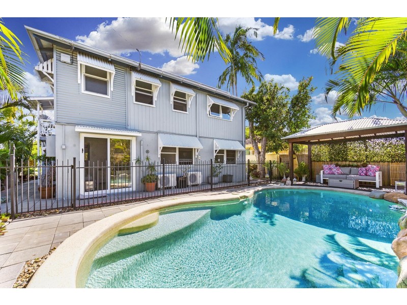 73 Kate St, Woody Point QLD 4019