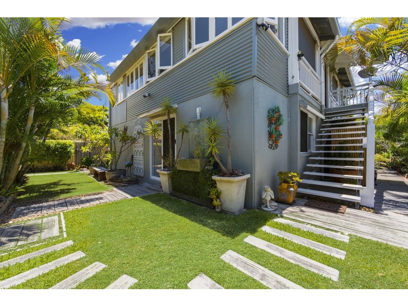 73 Kate St, Woody Point QLD 4019