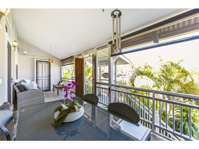 73 Kate St, Woody Point QLD 4019