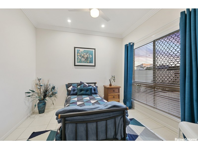 36 Macdonnell Rd, Margate QLD 4019
