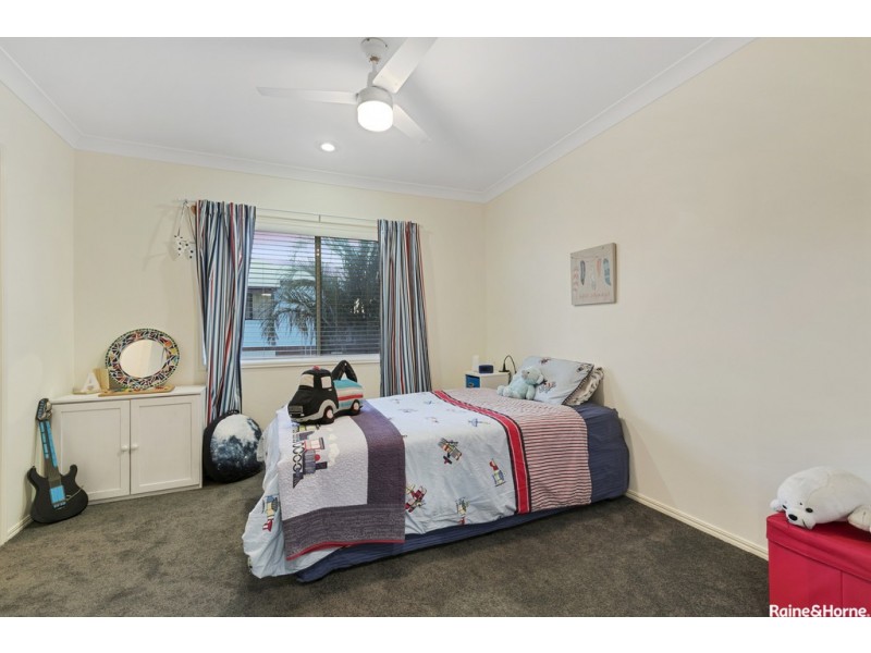 36 Macdonnell Rd, Margate QLD 4019