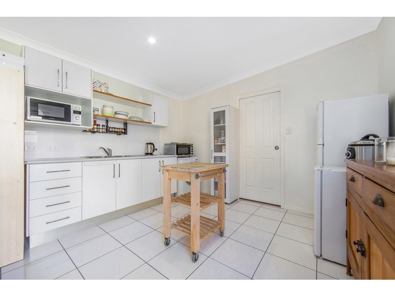 36 Macdonnell Rd, Margate QLD 4019