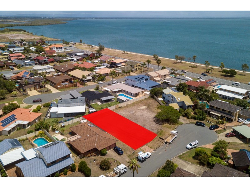 9 Gretel Court, Newport QLD 4020