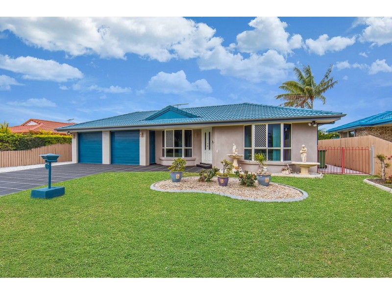 33 Xanadu Cres, Rothwell QLD 4022