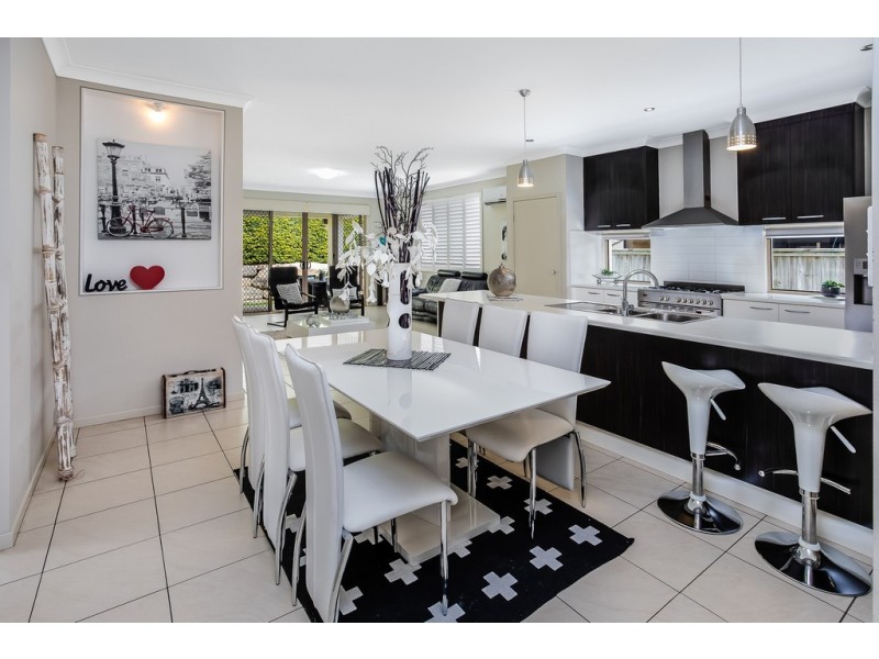 6 QUOLL CRT, North Lakes QLD 4509