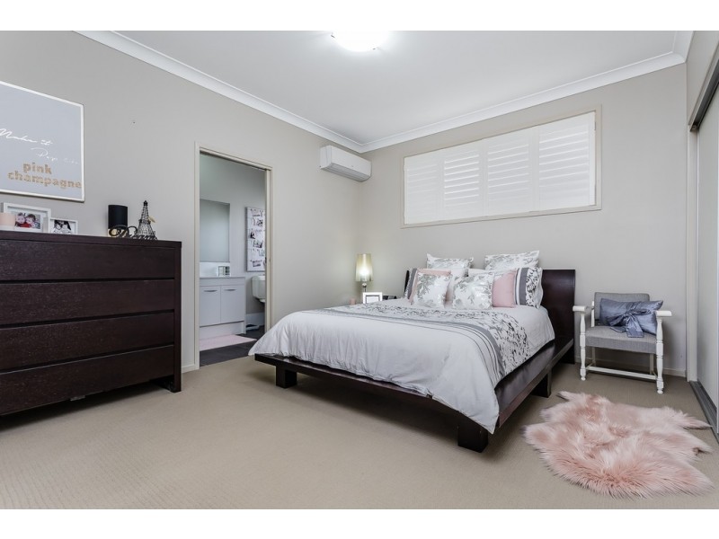 6 QUOLL CRT, North Lakes QLD 4509