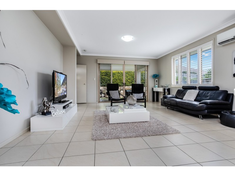 6 QUOLL CRT, North Lakes QLD 4509