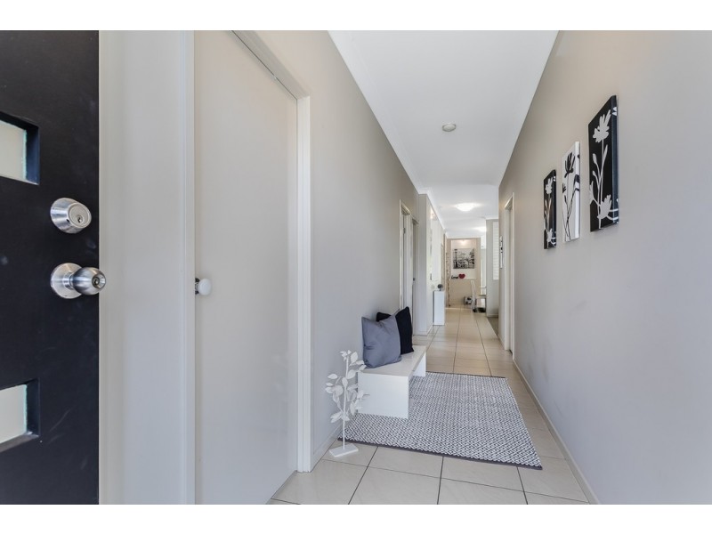 6 QUOLL CRT, North Lakes QLD 4509