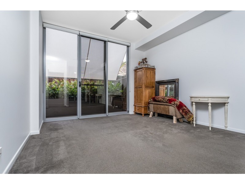 2/23 Albert St, Margate QLD 4019