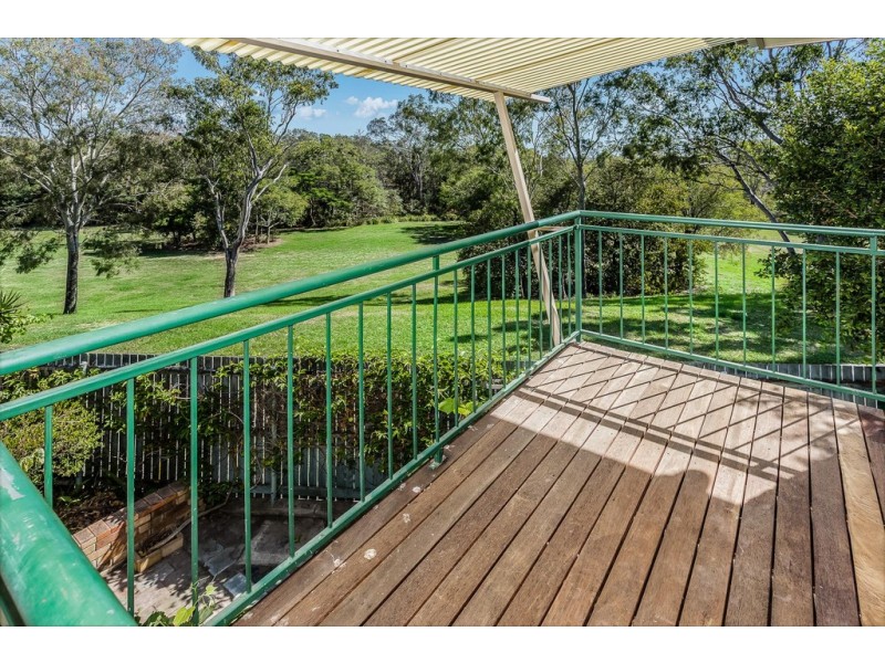 7 Banksia Crt, Rothwell QLD 4022