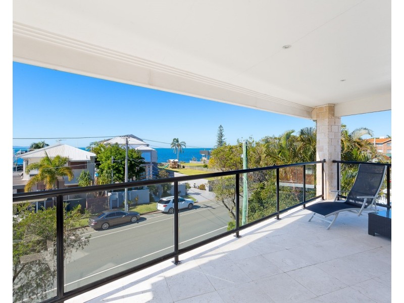 7 Fortune St, Scarborough QLD 4020