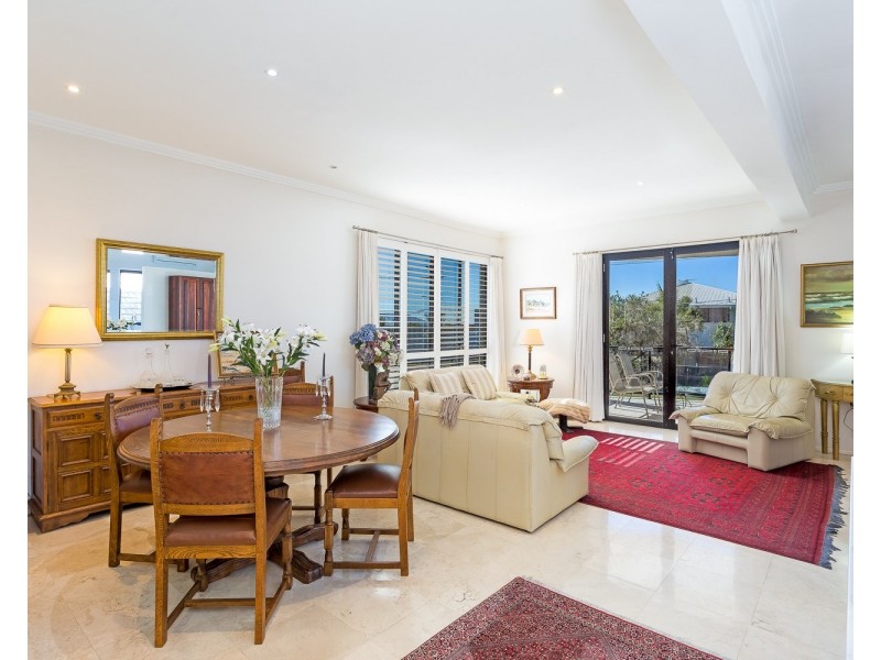 7 Fortune St, Scarborough QLD 4020