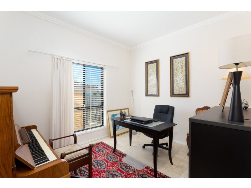 7 Fortune St, Scarborough QLD 4020