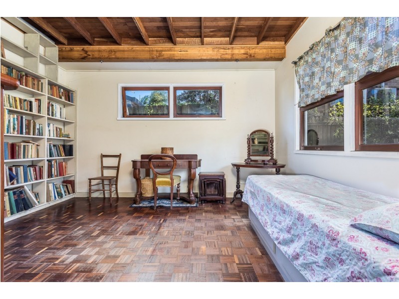 89 Flinders Pde, Scarborough QLD 4020