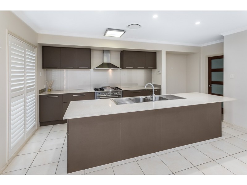 17A OAKMONT STREET, Rothwell QLD 4022