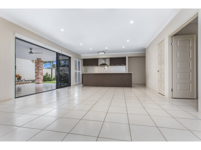 17A OAKMONT STREET, Rothwell QLD 4022