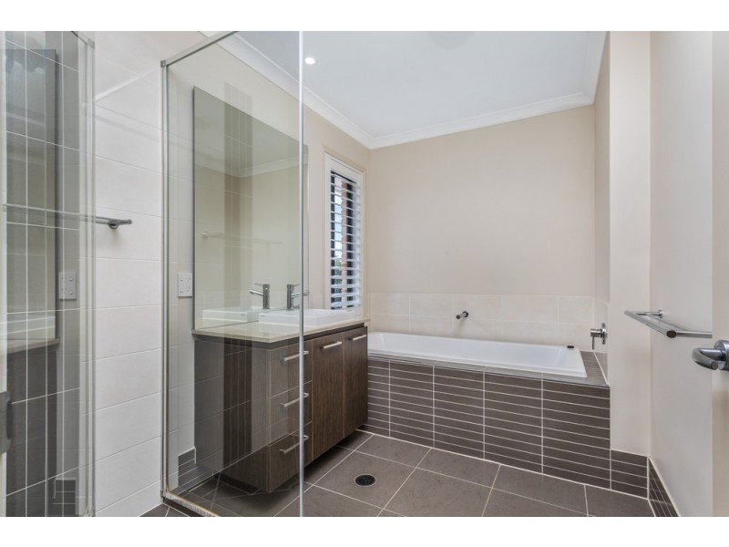 17A OAKMONT STREET, Rothwell QLD 4022