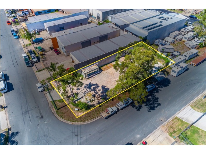 2 Tubbs St, Clontarf QLD 4019