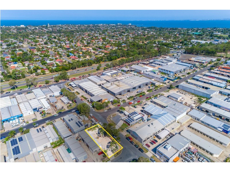 2 Tubbs St, Clontarf QLD 4019