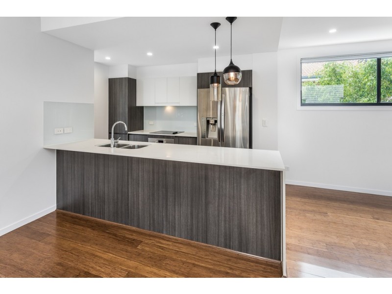 1/32 John Street, Redcliffe QLD 4020