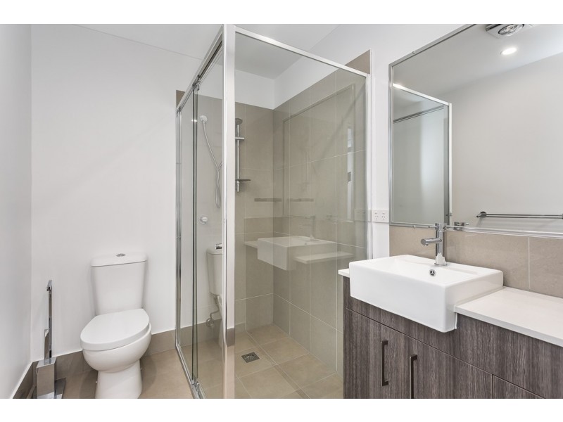 1/32 John Street, Redcliffe QLD 4020