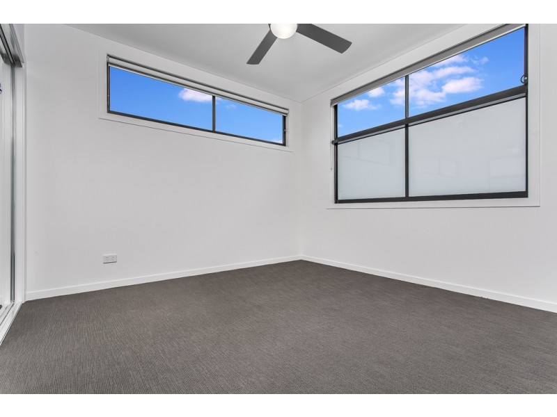 1/32 John Street, Redcliffe QLD 4020