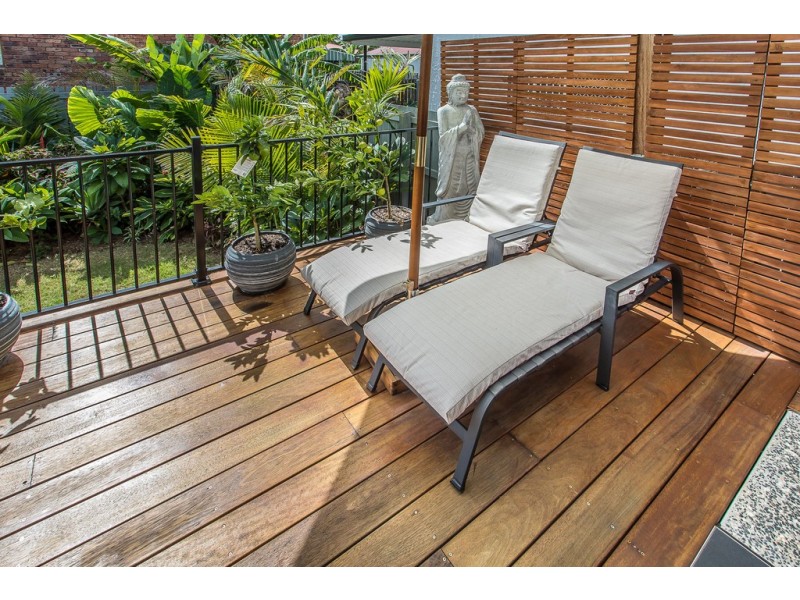 196 Hornibrook Esp, Woody Point QLD 4019