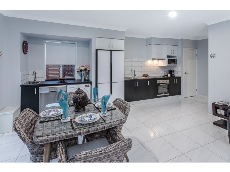 196 Hornibrook Esp, Woody Point QLD 4019