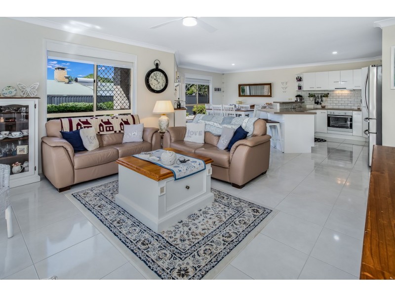 1/7 Samuel Street, Woody Point QLD 4019