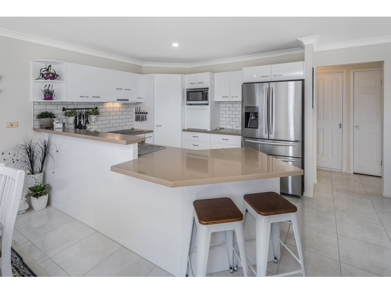 1/7 Samuel Street, Woody Point QLD 4019