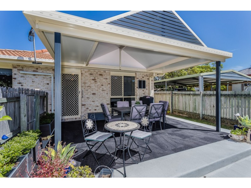 1/7 Samuel Street, Woody Point QLD 4019