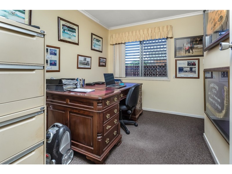 11 JOANNA ST, Clontarf QLD 4019