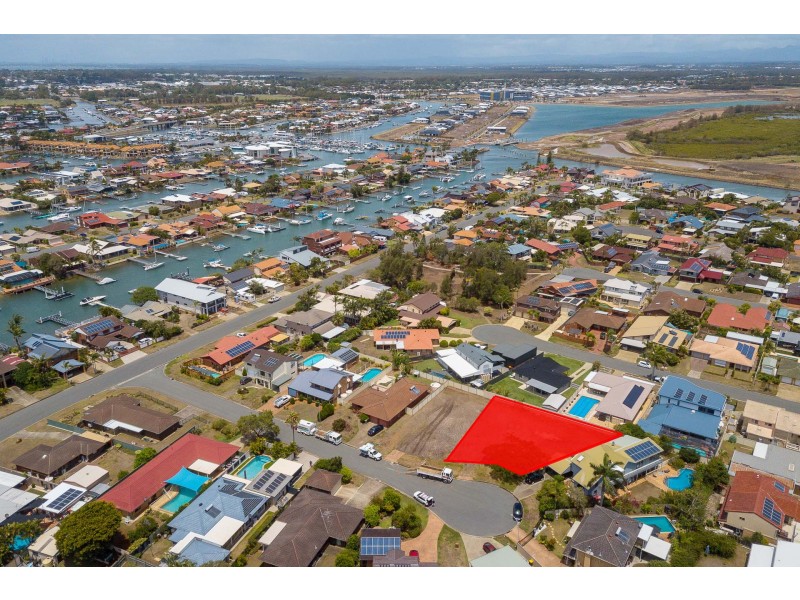 9A Gretel, Newport QLD 4020