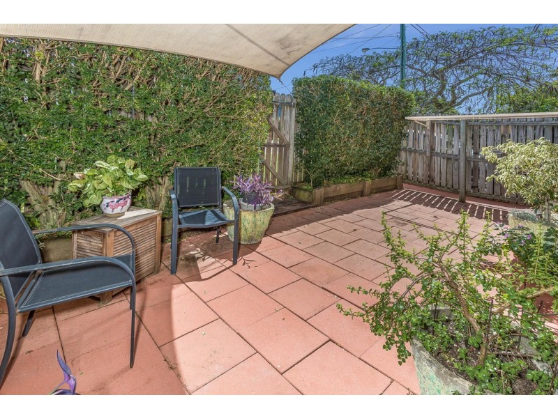 3/2-4 Margaret Street, Scarborough QLD 4020