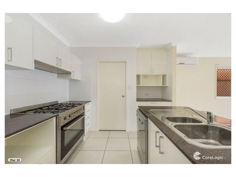 260a Scarborough Rd, Scarborough QLD 4020