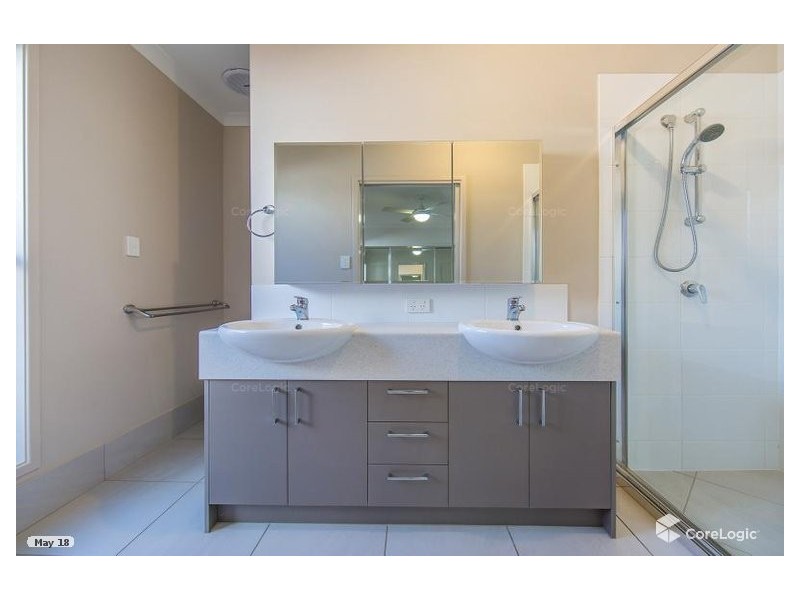 260a Scarborough Rd, Scarborough QLD 4020