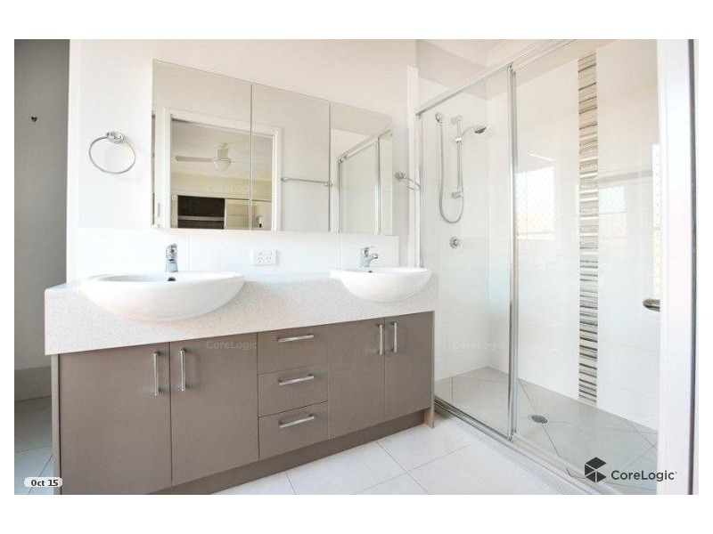 260a Scarborough Rd, Scarborough QLD 4020