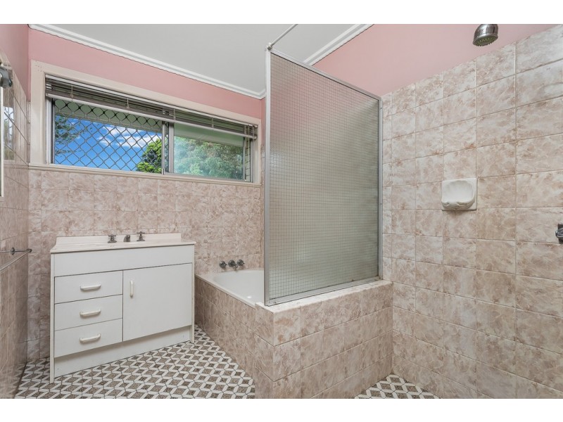 10 Dix Street, Redcliffe QLD 4020