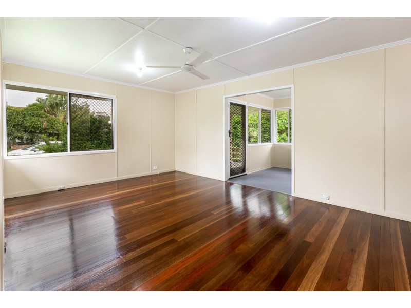12 Koopa Street, Clontarf QLD 4019