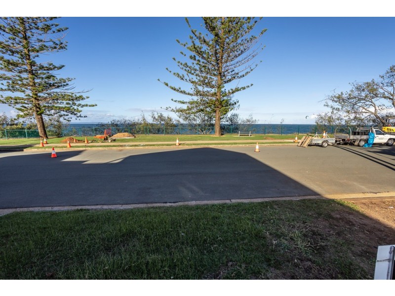 149 Flinders Pde, Scarborough QLD 4020
